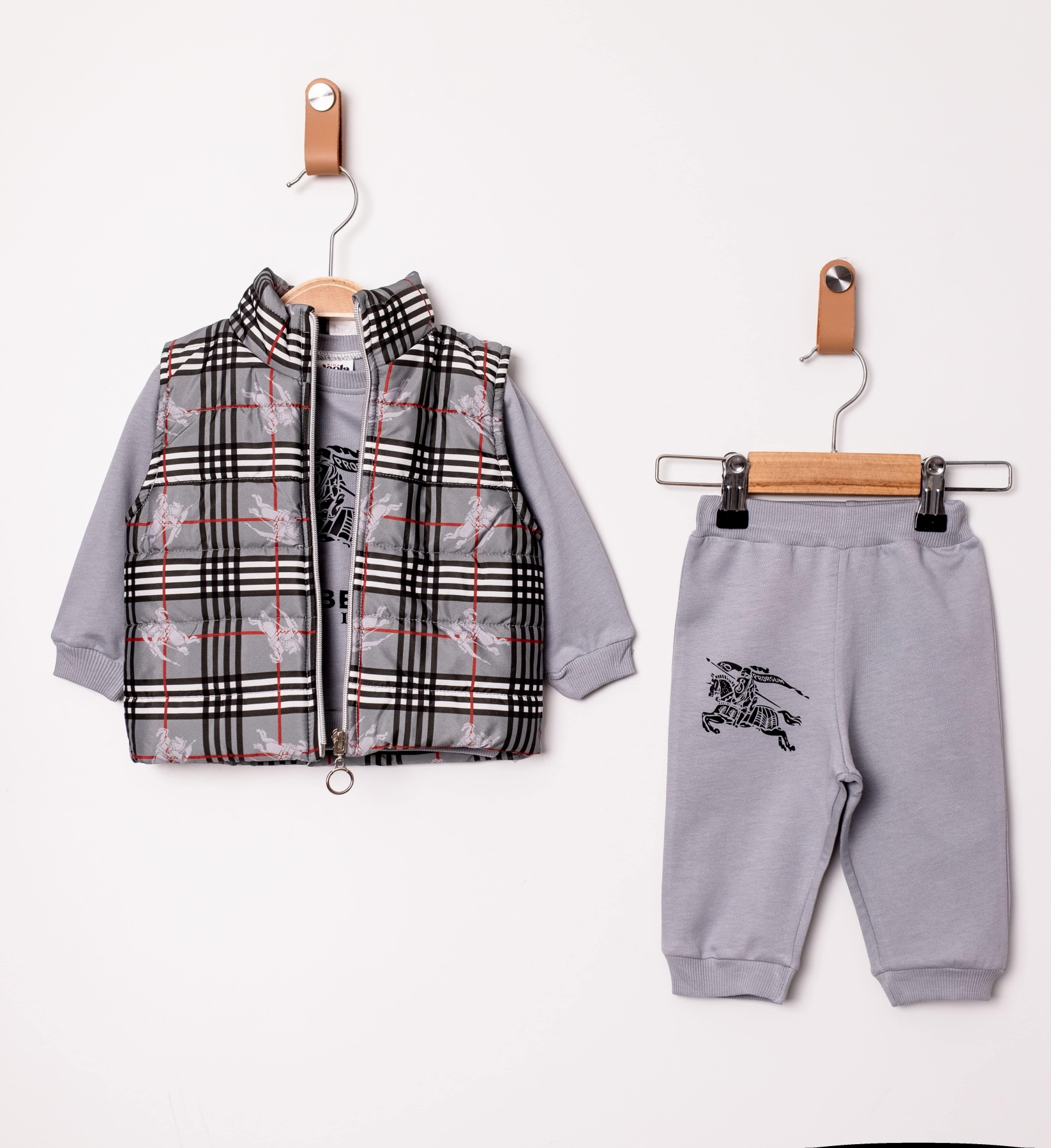 KARELİ MICRO YELEKLİ ÜÇLÜ TAKIM